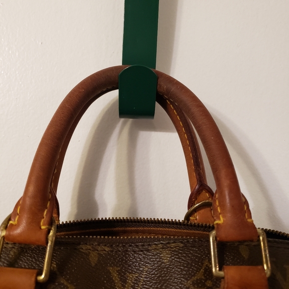 LOUIS VUITTON Monogram Alma MM - Picture 6 of 15